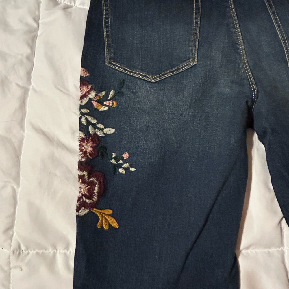 Embroidered Dark Blue Women's Straight Jeans - Picture 6 of 8